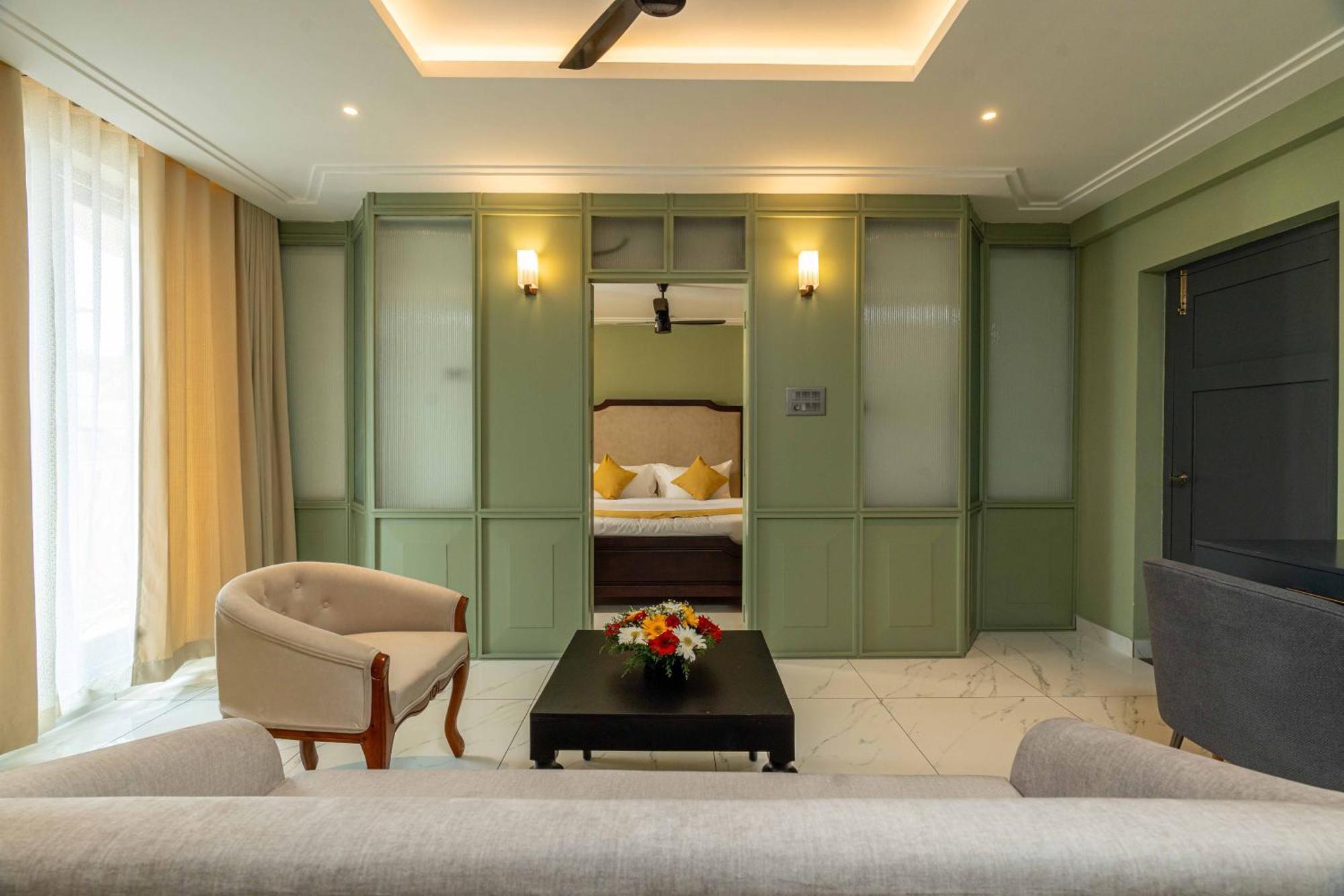 Court 11 By Dimora Hotel Kochi Exterior photo