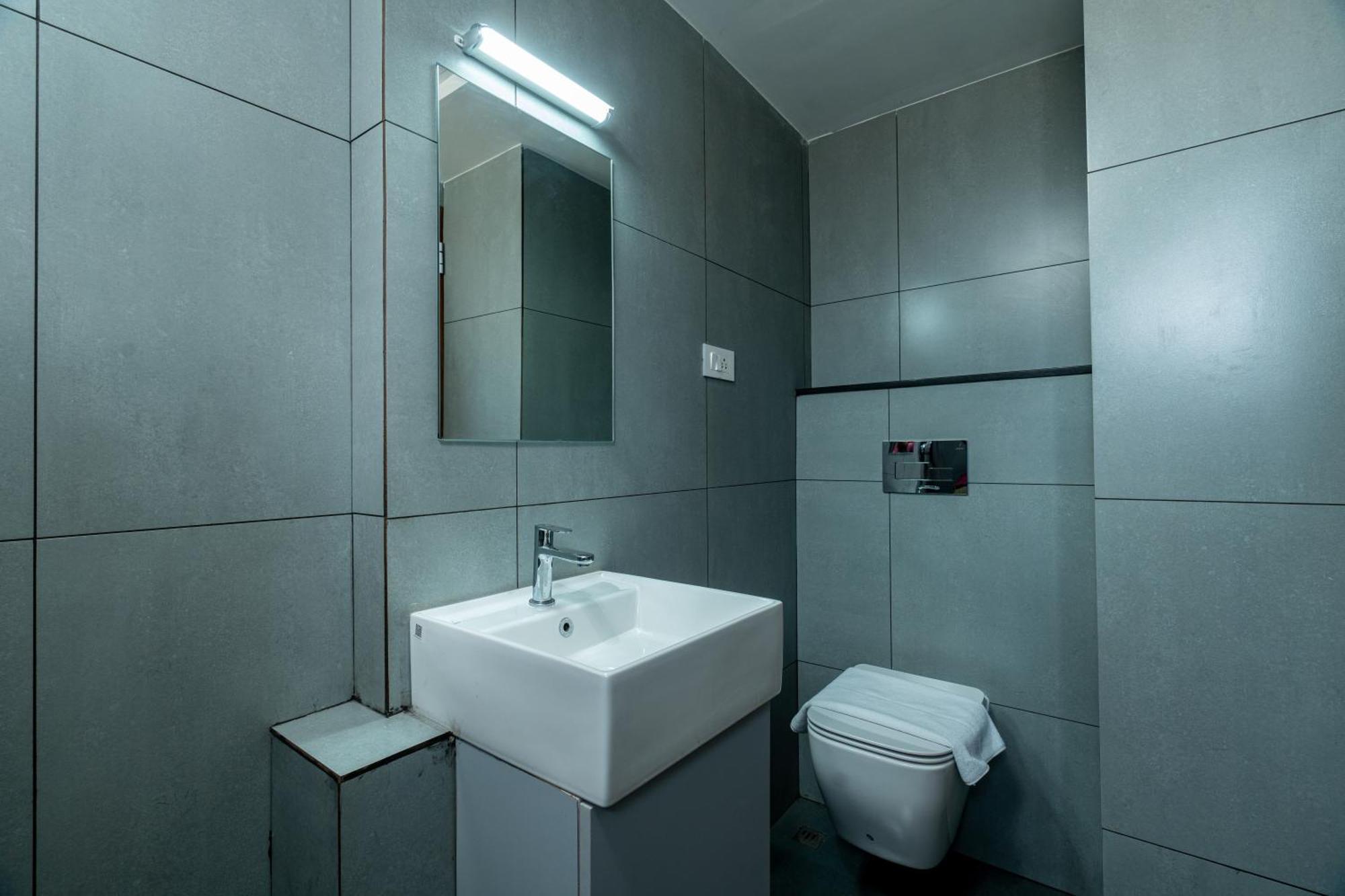 Court 11 By Dimora Hotel Kochi Exterior photo