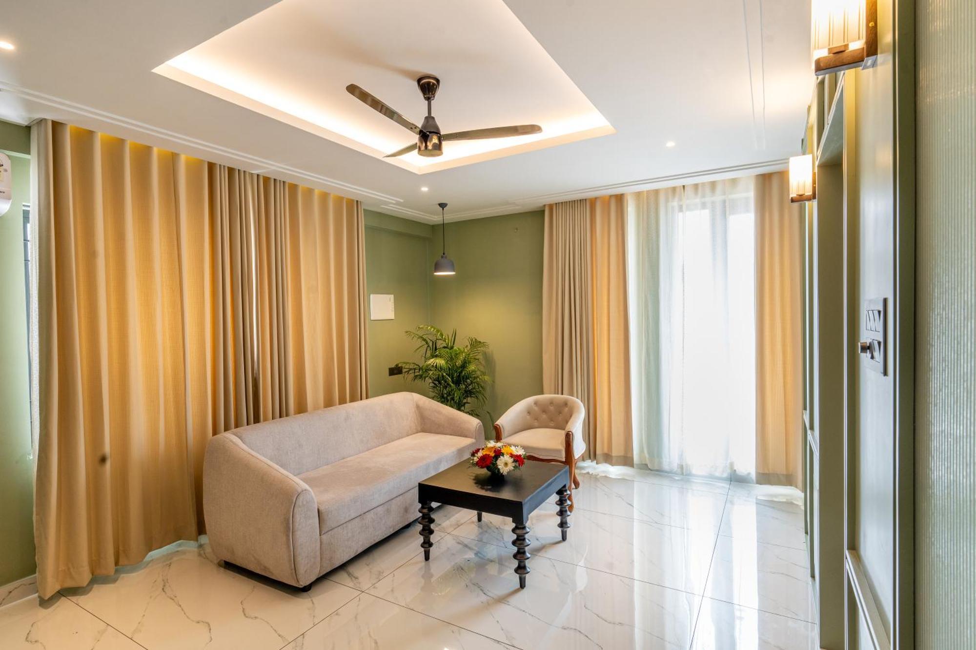 Court 11 By Dimora Hotel Kochi Exterior photo